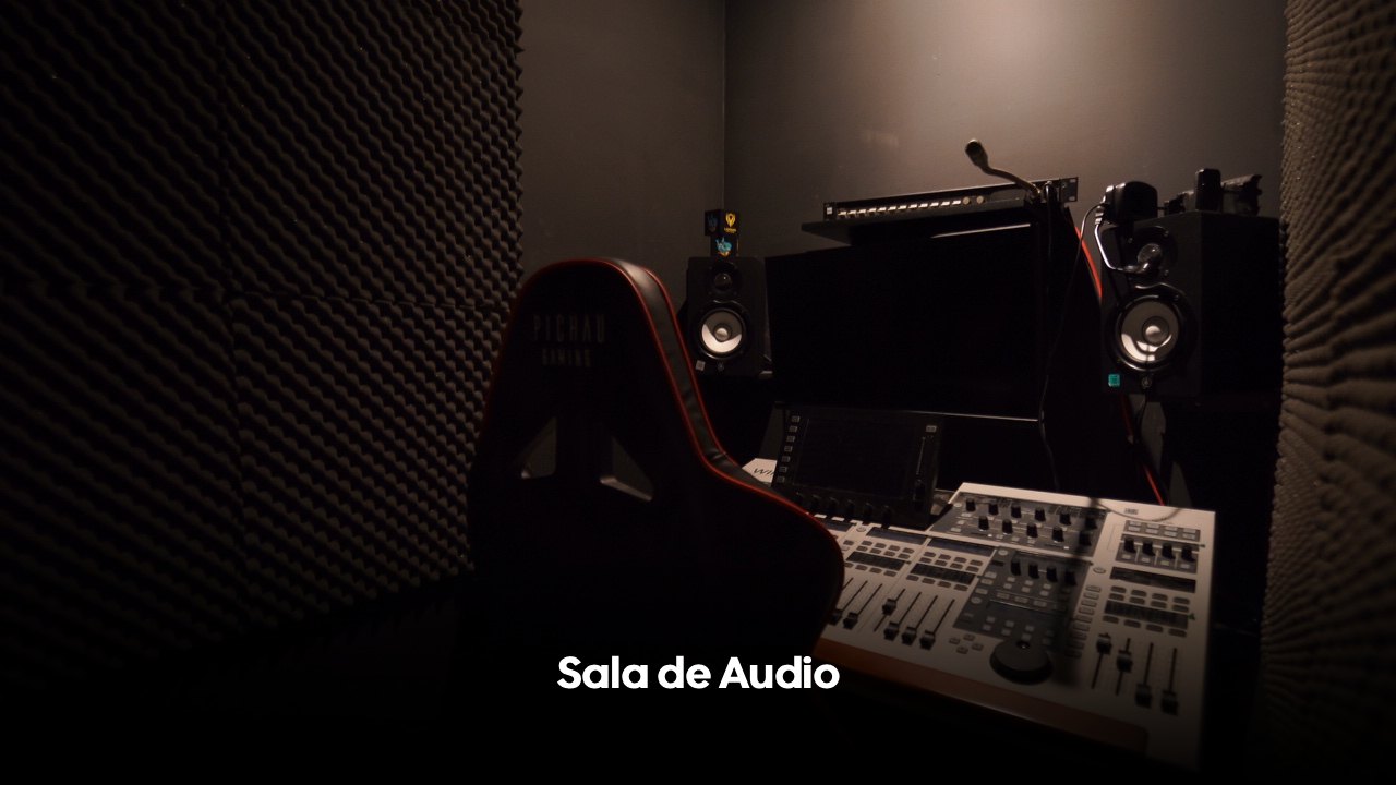 Ilha de áudio do BlackFrame Studios para gravação e transmissão profissional